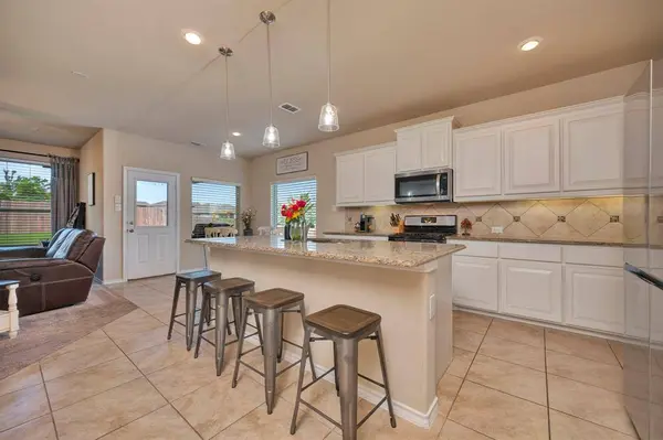 14125 Wrangler Way, Fort Worth, TX 76052