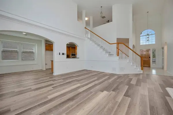 3244 Serpis, Grand Prairie, TX 75054