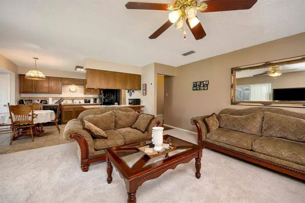 6453 Starnes Road, Watauga, TX 76148