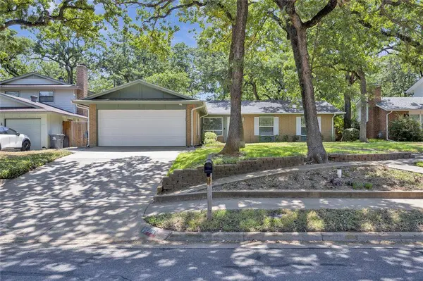 2812 Norwood Lane