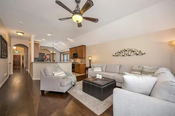 4985 Obrien Way, Fort Worth, TX 76244