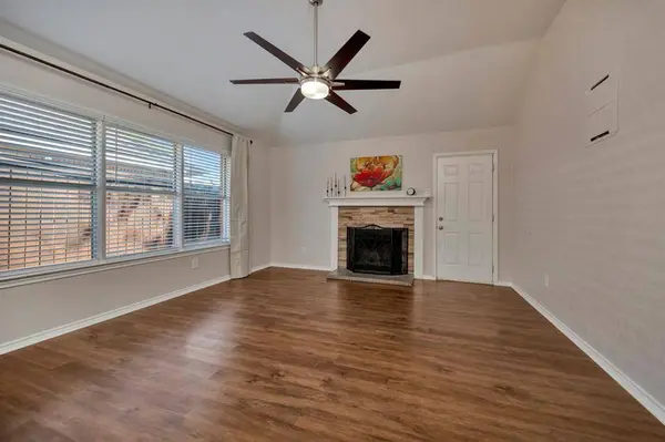 4220 Maryanne Place, Haltom City, TX 76137