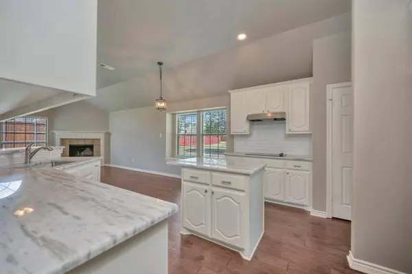 11612 Wild Pear Lane, Fort Worth, TX 76244