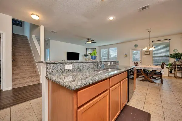 8105 Kurgan Trail, Fort Worth, TX 76131