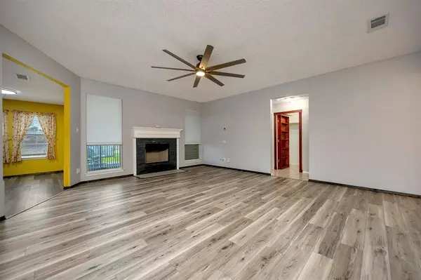 509 Birch Street, Crowley, TX 76036