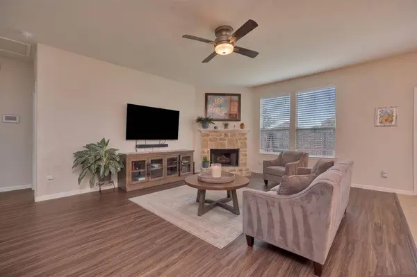 8105 Kurgan Trail, Fort Worth, TX 76131
