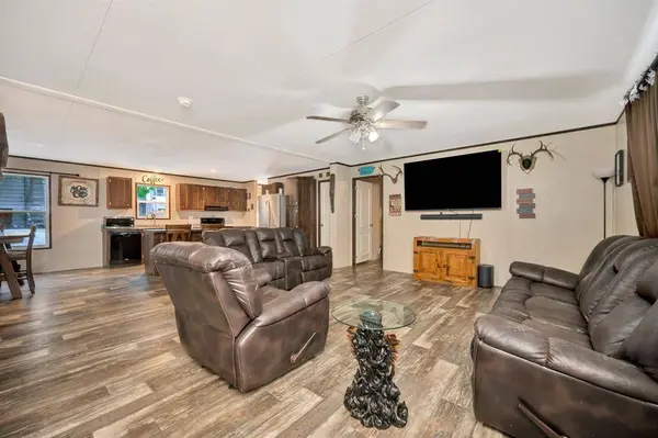 445 Lakeside Drive, Bowie, TX 76230