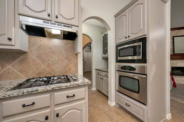 9209 Bayard Street, Fort Worth, TX 76244