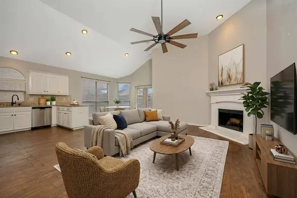 545 Wild Ivy Trail, Fort Worth, TX 76052