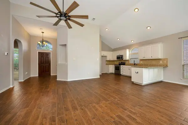 545 Wild Ivy Trail, Fort Worth, TX 76052