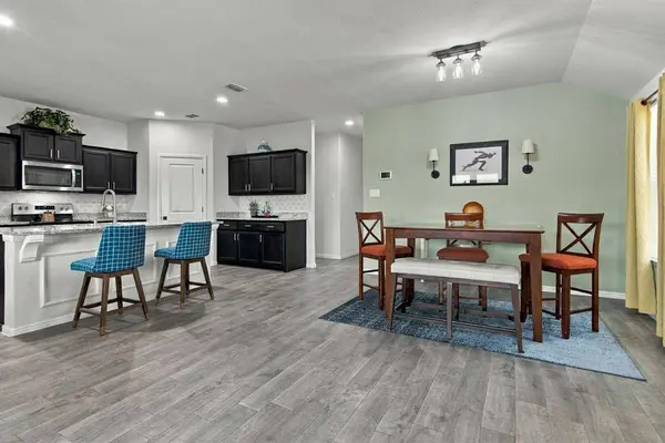 9244 Castorian Drive, Fort Worth, TX 76131