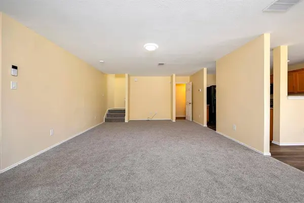 232 Crescent Ridge Drive, Fort Worth, TX 76140
