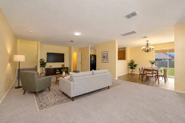 232 Crescent Ridge Drive, Fort Worth, TX 76140