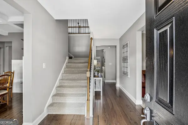 8 Ranan LN, Newnan, GA 30263