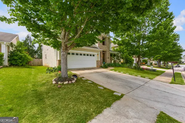 35 Timber LN, Newnan, GA 30265