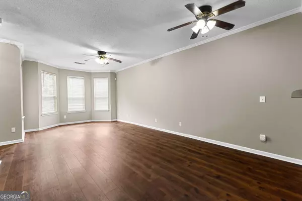 350 Brentwood DR, Newnan, GA 30263