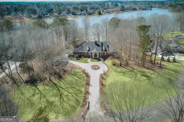 300 Island Cove DR, Newnan, GA 30263