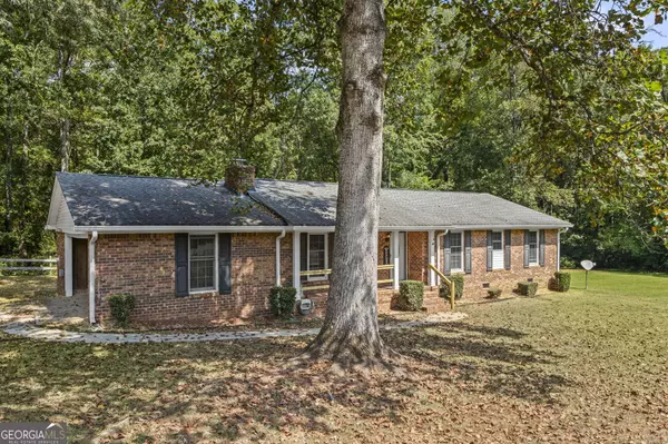 6 Little John WAY, Newnan, GA 30263
