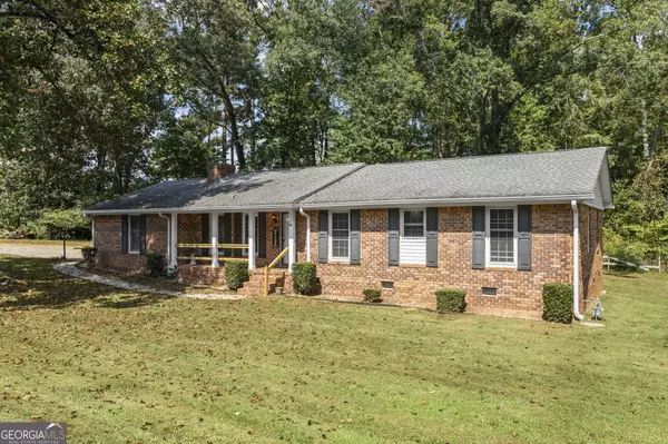 6 Little John WAY, Newnan, GA 30263
