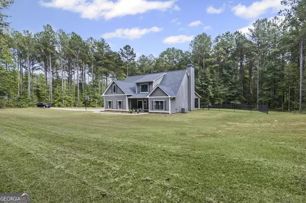 211 Beavers RD, Grantville, GA 30220