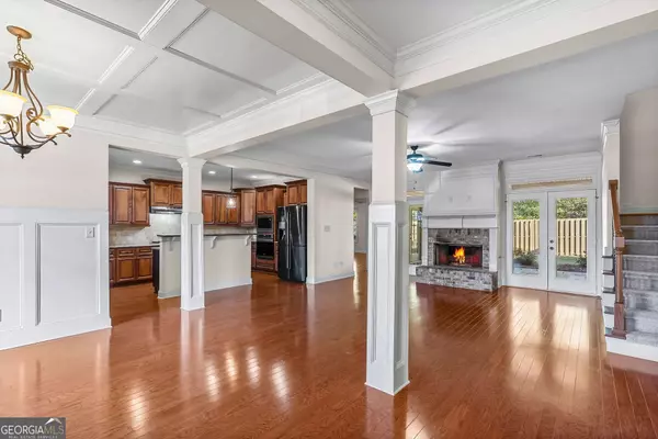 18 Berkeley PARK, Newnan, GA 30265