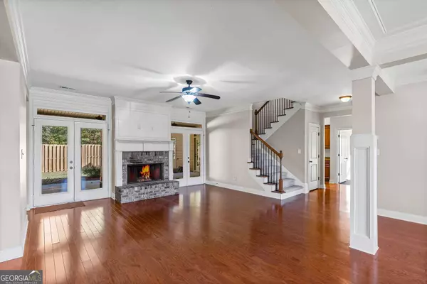 18 Berkeley PARK, Newnan, GA 30265