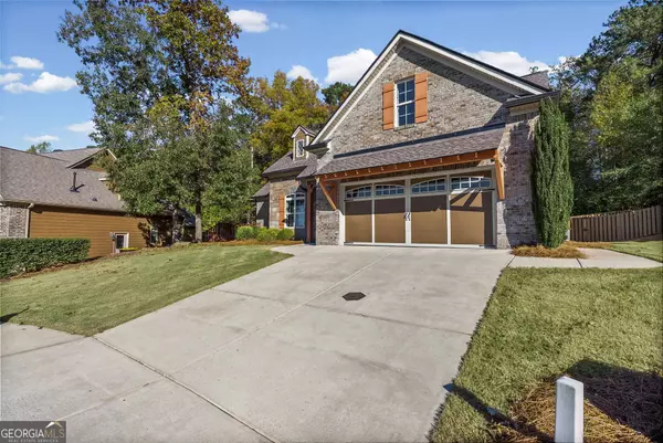 18 Berkeley PARK, Newnan, GA 30265