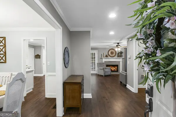 10 Cove DR, Newnan, GA 30263