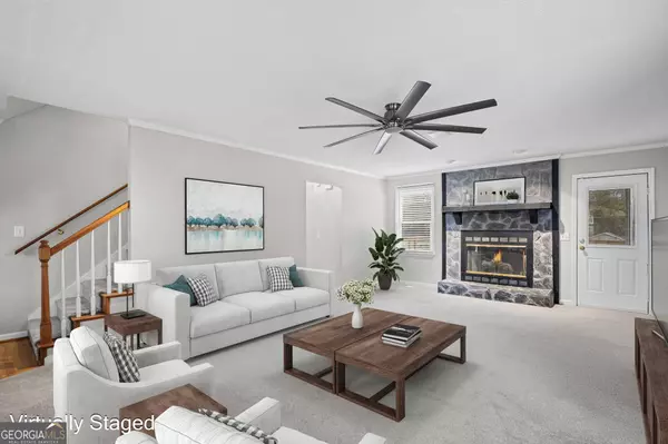 8 Cameron ST, Moreland, GA 30259