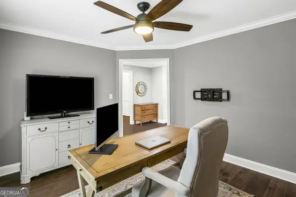 10 Cove DR, Newnan, GA 30263