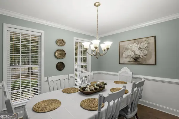 10 Cove DR, Newnan, GA 30263