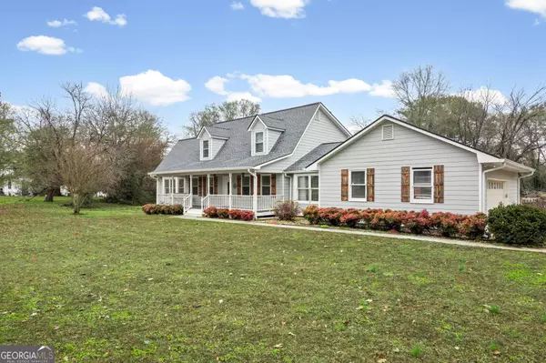 8 Cameron ST, Moreland, GA 30259