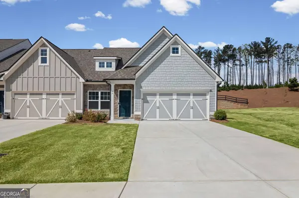 12 Russet WAY, Newnan, GA 30263