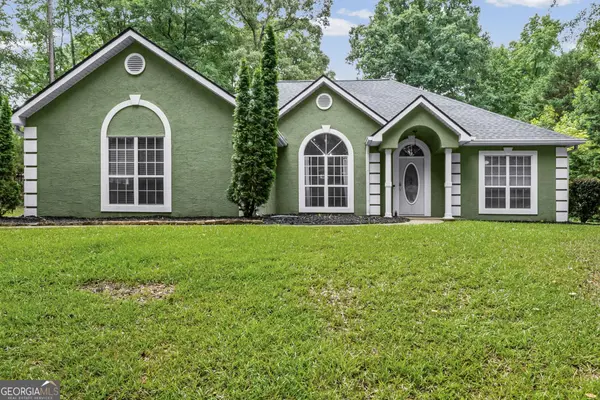 5 Queens CT, Sharpsburg, GA 30277