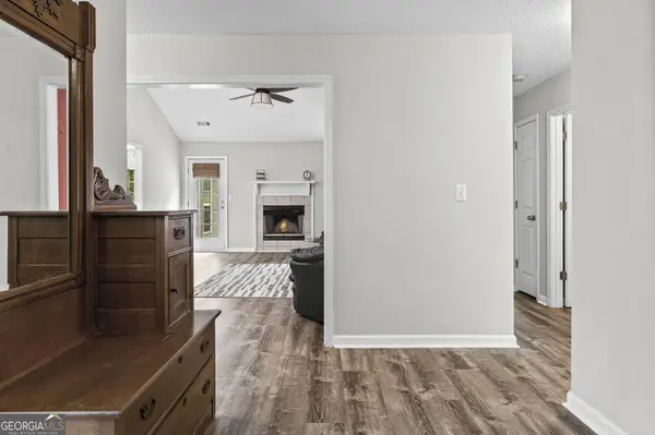 5 Queens CT, Sharpsburg, GA 30277