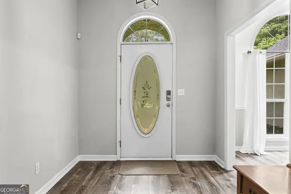 5 Queens CT, Sharpsburg, GA 30277