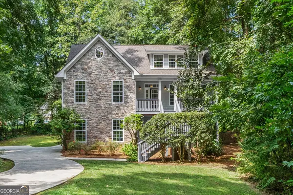 54 Overbrook CT