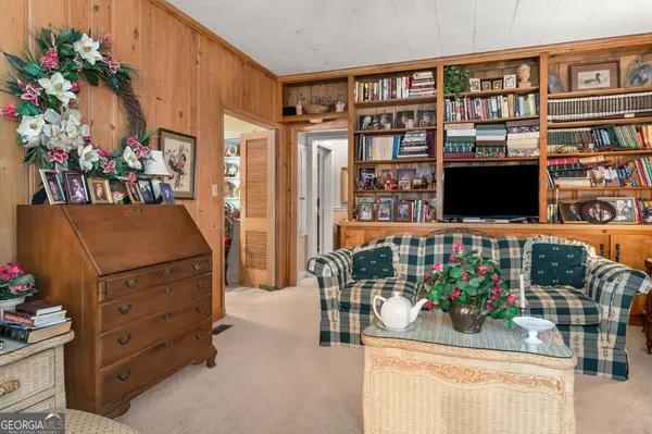 22 Winfield DR, Newnan, GA 30263