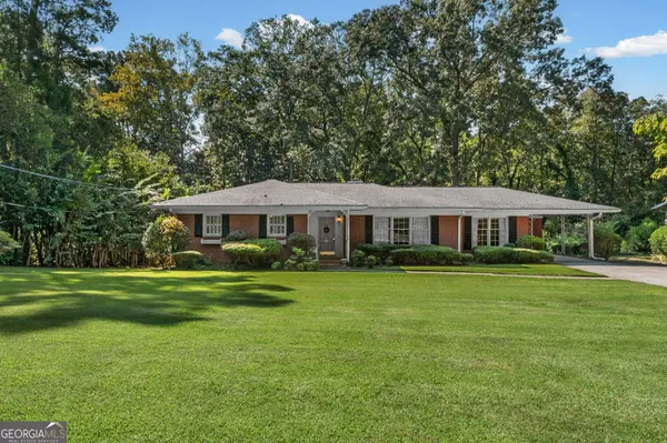 22 Winfield DR, Newnan, GA 30263