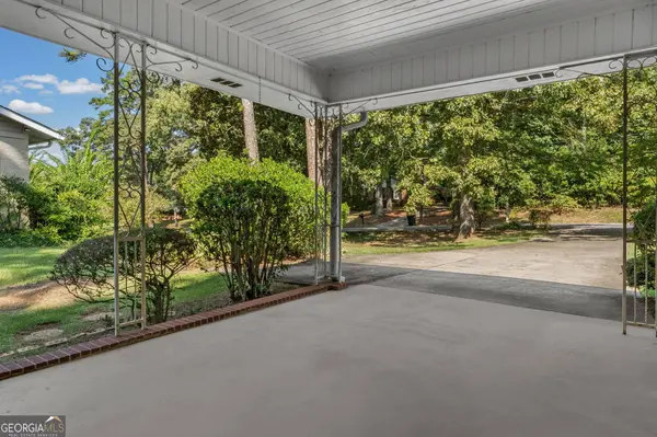 22 Winfield DR, Newnan, GA 30263