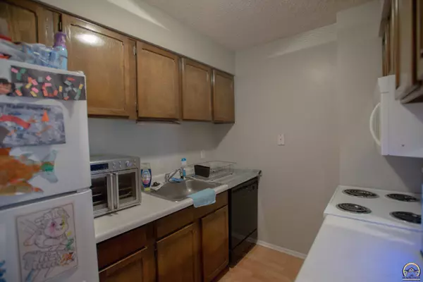 2319 SW Briarwood PLZ ##308C, Topeka, KS 66611