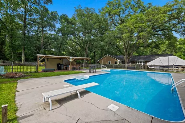 3740 Dorset Way, Tallahassee, FL 32303