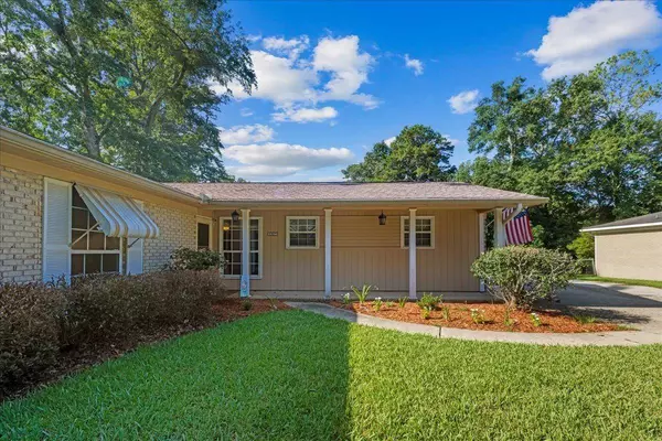 2927 Huntington, Tallahassee, FL 32308