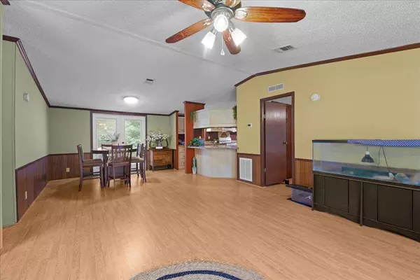 2550 Fairbanks Ferry, Havana, FL 32333