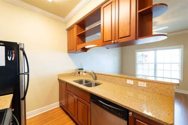 1933 Bloomington, Tallahassee, FL 32304