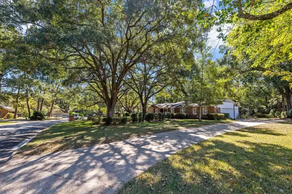 3516 KILKENNY Drive, Tallahassee, FL 32309