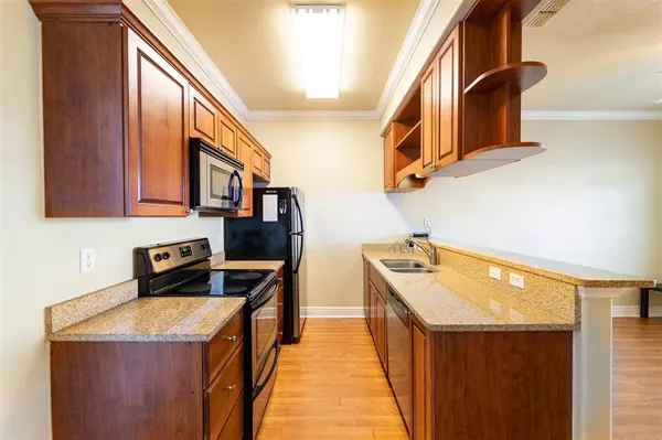 1933 Bloomington, Tallahassee, FL 32304