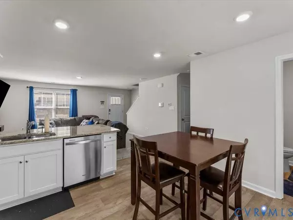 3605 Roselawn TER, Hopewell, VA 23860