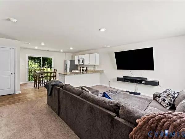 3605 Roselawn TER, Hopewell, VA 23860