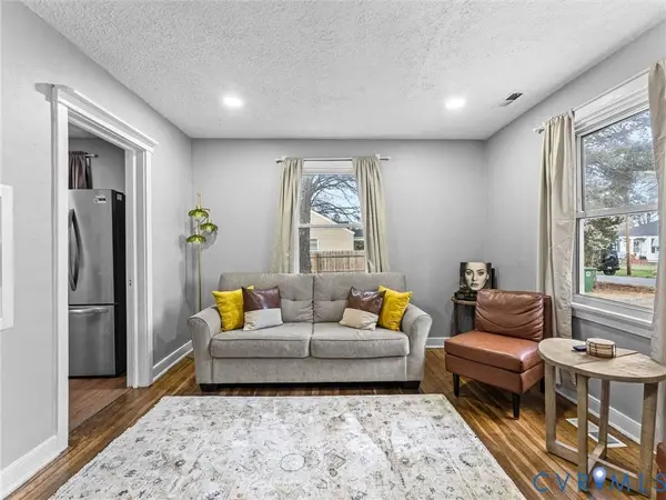 624 Effingham DR, Richmond, VA 23224